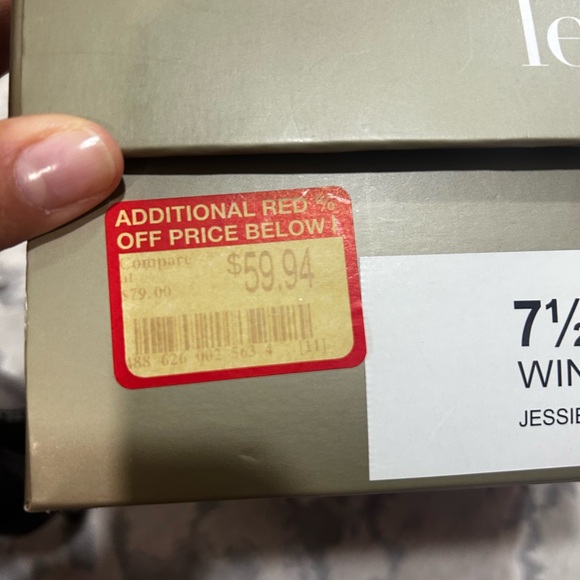 Levity Wine & Black Stiletto Heels (Jessie) - Picture 10 of 11